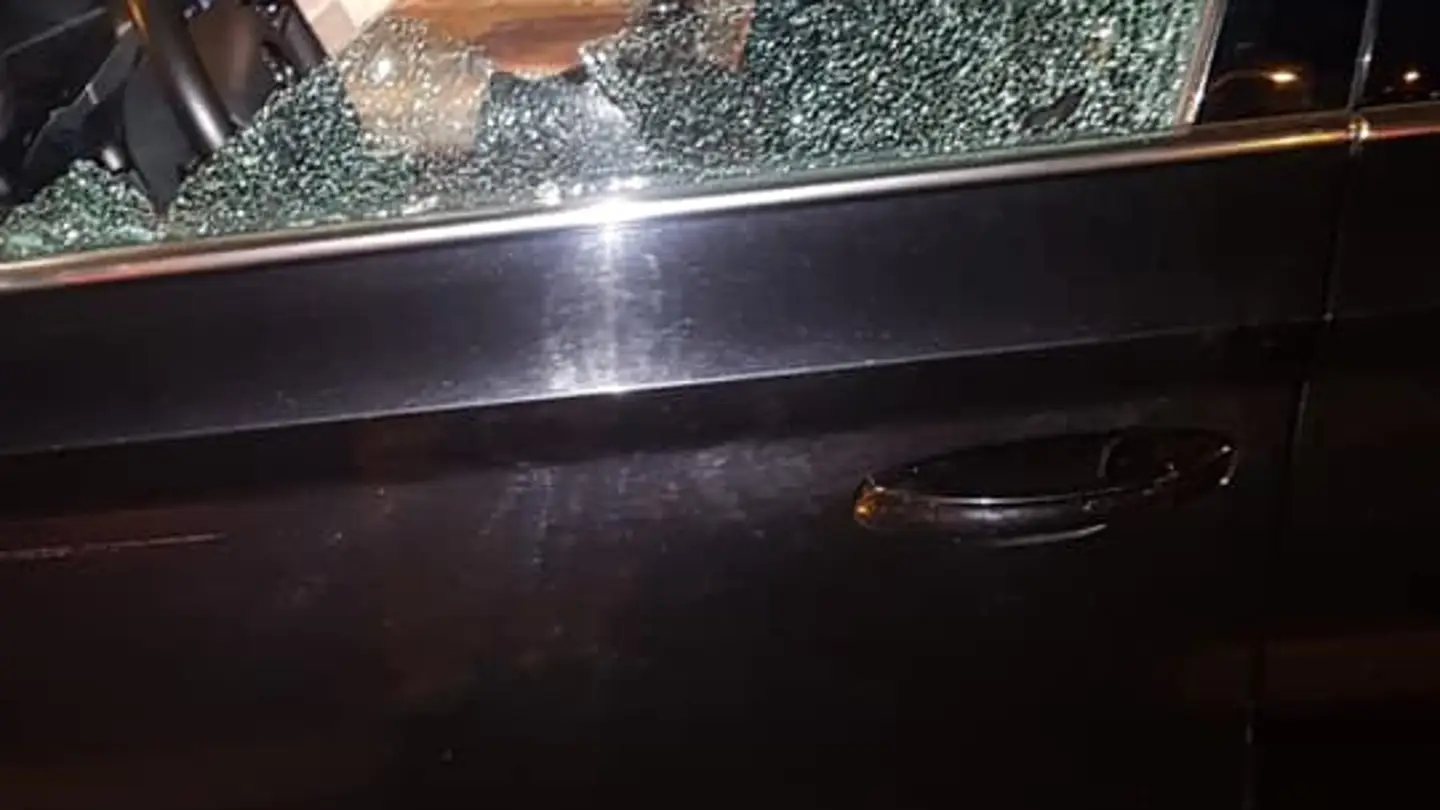 El VTC que recibió el disparo El VTC que recibió el disparo