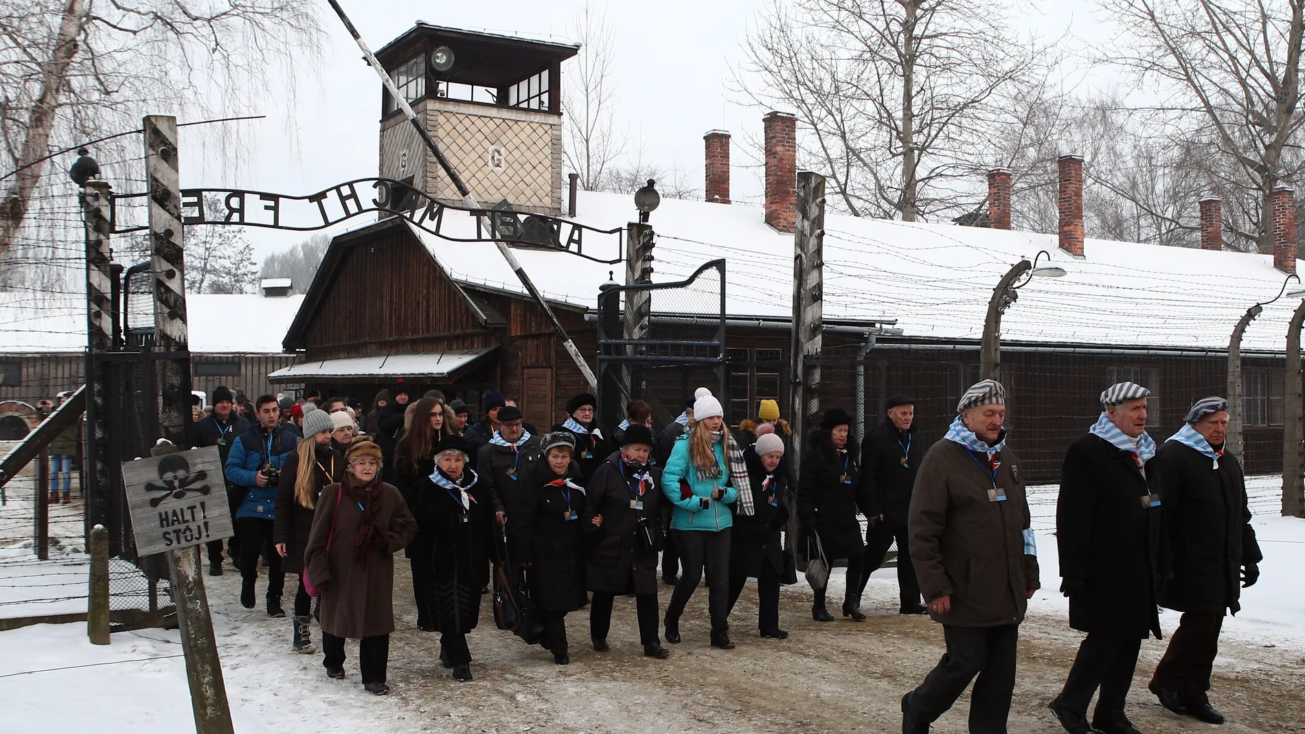 Acto conmemorativo del 74 aniversario de la liberación de Auschwitz