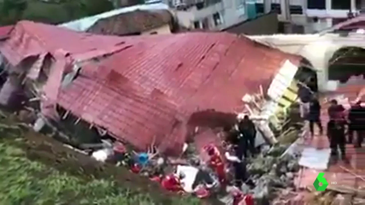 Derrumbe de un hotel en Perú Derrumbe de un hotel en Perú