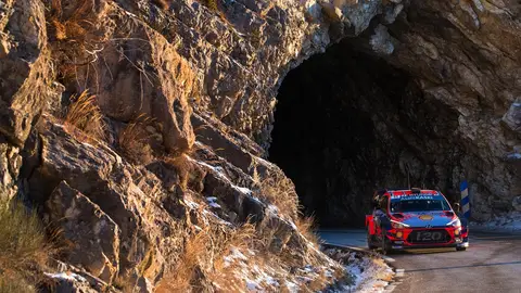 Thierry Neuville perdió el rally por 2,2 segundos Thierry Neuville perdió el rally por 2,2 segundos