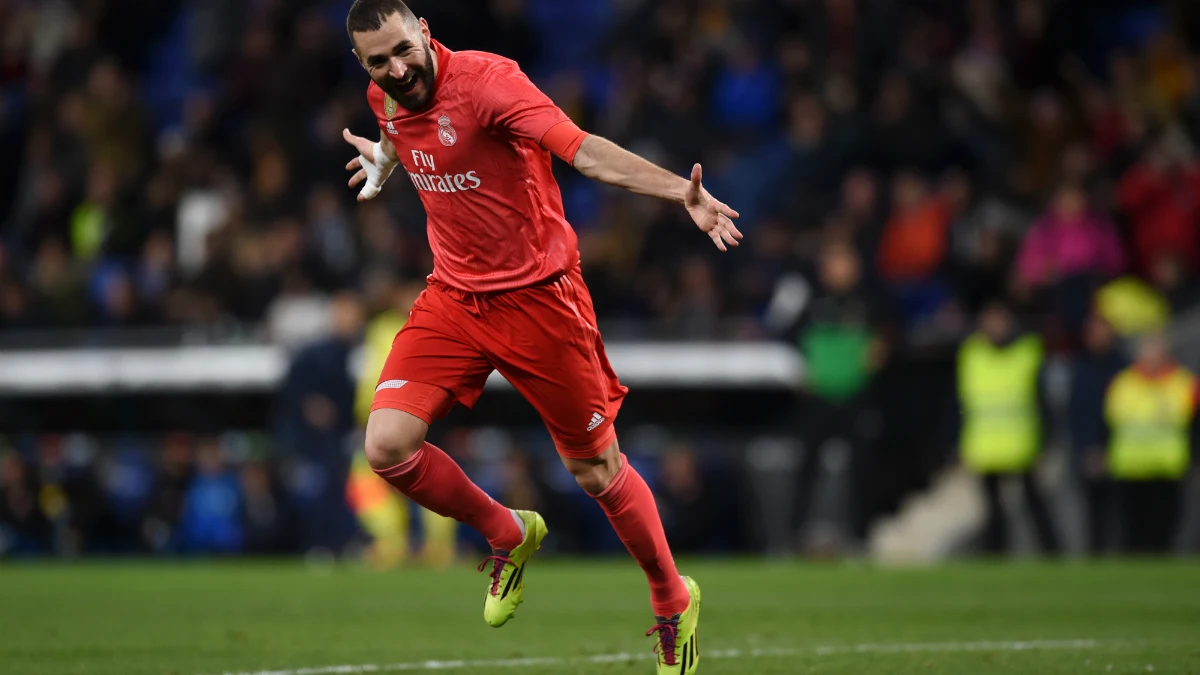 Benzema celebra un gol