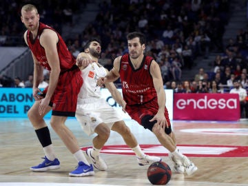 Campazzo, ante Tomás Bellas Campazzo, ante Tomás Bellas