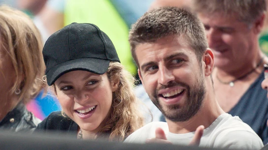 Shakira y Gerard Piqué Shakira y Gerard Piqué
