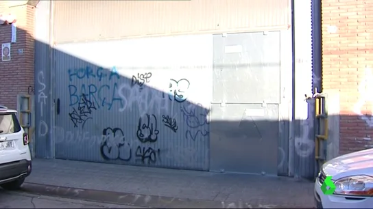 Los vecinos de los detenidos por violar en grupo a una joven en Sabadell denuncian agresiones y atracos Los vecinos de los detenidos por violar en grupo a una joven en Sabadell denuncian agresiones y atracos