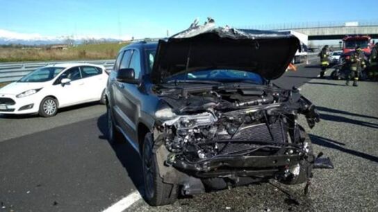 El coche de Douglas Costa, tras el accidente