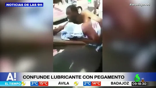 Una pareja confunde un bote de lubricante con pegamento para zapatos y tiene que ser trasladada al hospital Una pareja confunde un bote de lubricante con pegamento para zapatos y tiene que ser trasladada al hospital