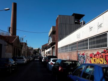 Vista de la nave industrial abandonada en Sabadell, Barcelona Vista de la nave industrial abandonada en Sabadell, Barcelona