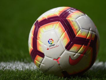 El balón de Primera División El balón de Primera División