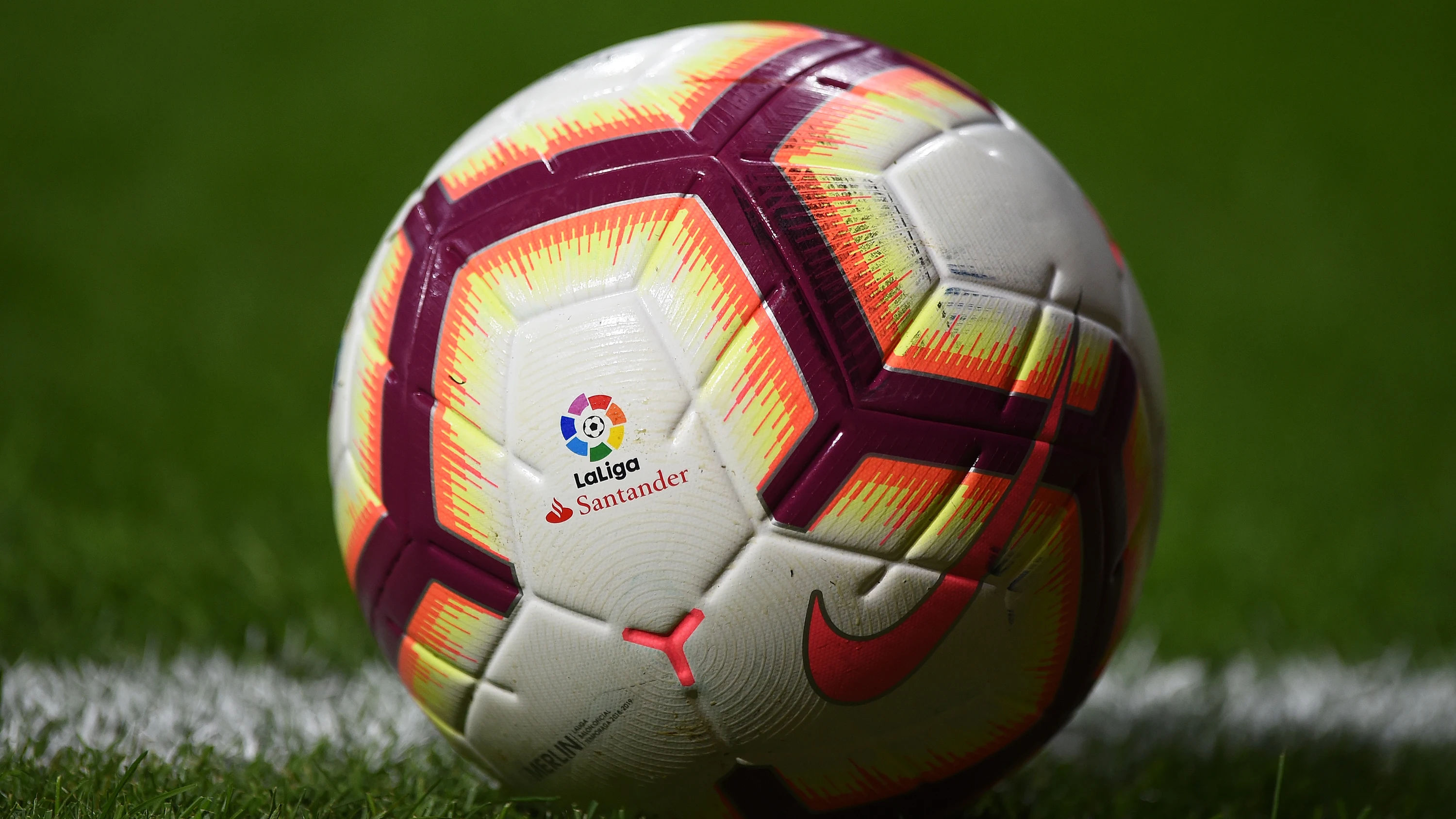 El balón de Primera División