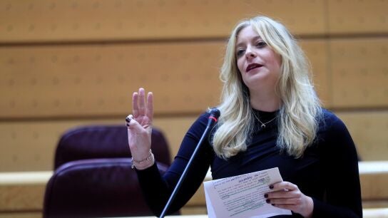 Esther Mu&ntilde;oz en el Pleno del Senado