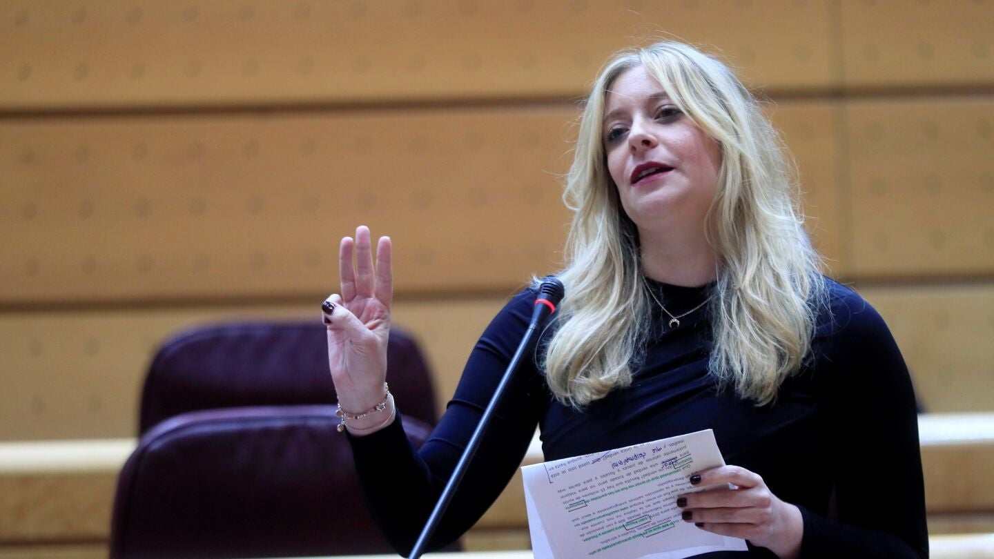 Esther Mu&ntilde;oz en el Pleno del Senado