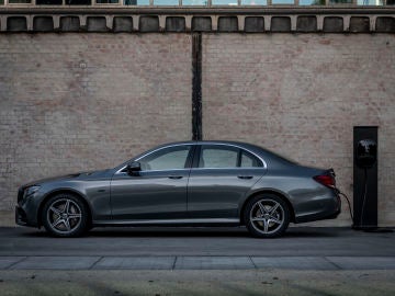 Mercedes-Benz Clase E 300 e versión híbrido