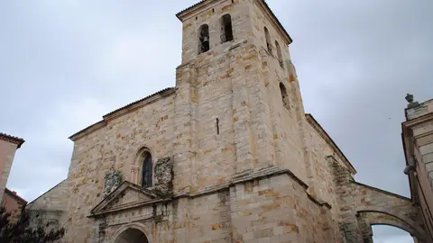 Iglesia de San Idelfonso Iglesia de San Idelfonso