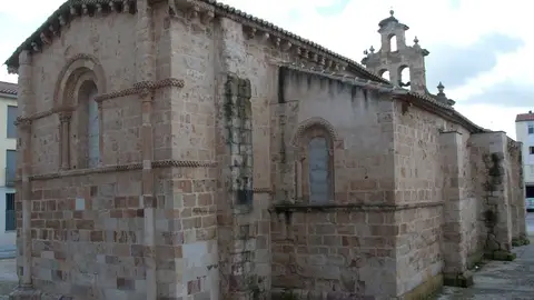 Iglesia de Santo Tomé Iglesia de Santo Tomé