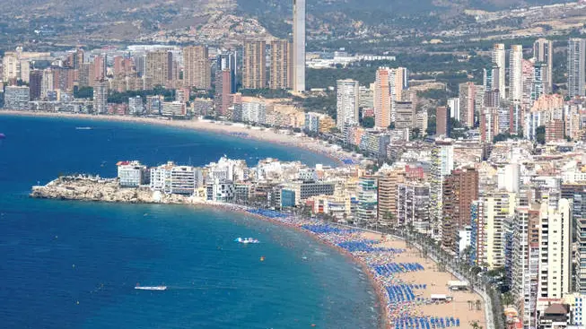 Plano aéreo de la ciudad de Benidorm