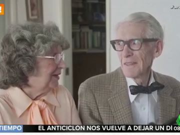 La emocionante recreación de una pareja de ancianos de la película &#39;Up&#39; para celebrar sus 60 años de amor