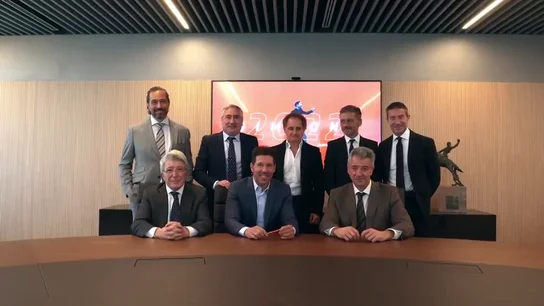 Simeone renueva con el Altético hasta 2022 Simeone renueva con el Altético hasta 2022