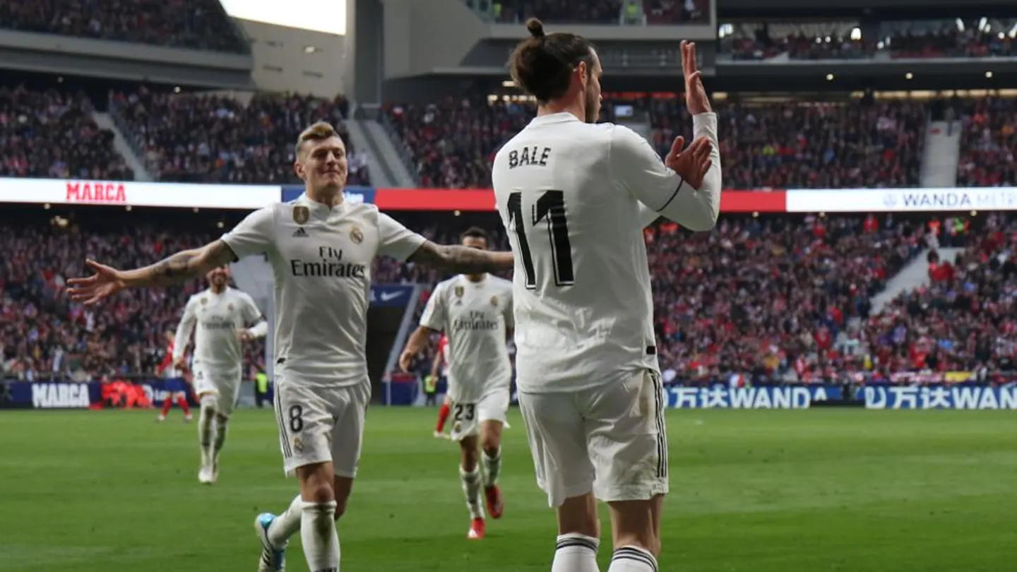 El corte de mangas de Gareth Bale en el Wanda Metropolitano El corte de mangas de Gareth Bale en el Wanda Metropolitano