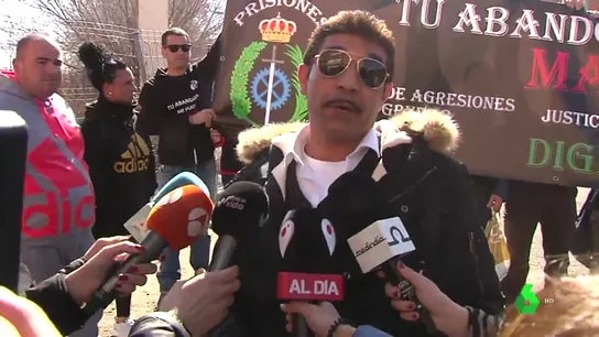 El hermano del asesino de Laura Luelmo sale de prisión y se desvincula del crimen: "Ya he pagado bastante" El hermano del asesino de Laura Luelmo sale de prisión y se desvincula del crimen: "Ya he pagado bastante"