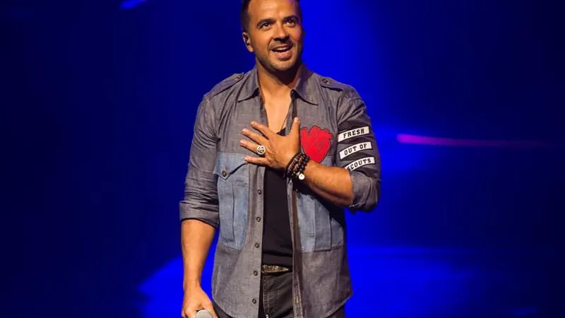 El cantante Luis Fonsi