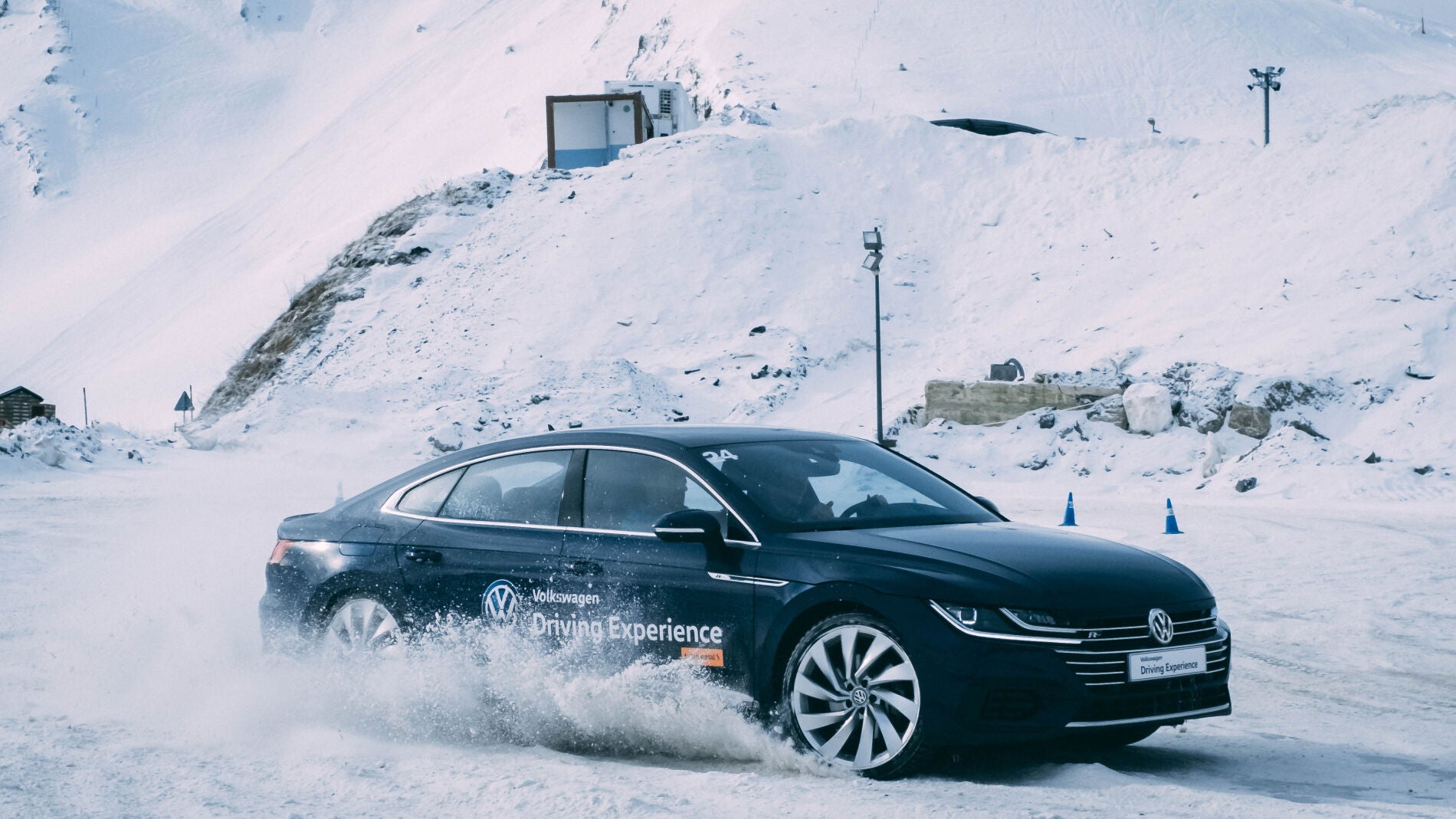 Curso de conducci&oacute;n en nieve 4Motion