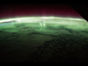 La Tierra, vista desde la Estación Espacial Internacional La Tierra, vista desde la Estación Espacial Internacional
