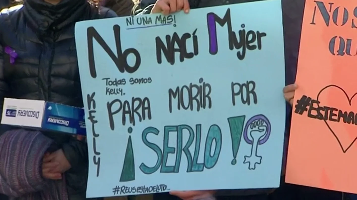 Pancarta en una manifestación feminista Pancarta en una manifestación feminista
