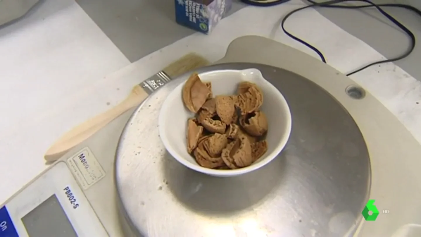 Crean una batería a partir de cáscaras de almendras que la autonomía de los coches eléctricos en un 60% Crean una batería a partir de cáscaras de almendras que la autonomía de los coches eléctricos en un 60%