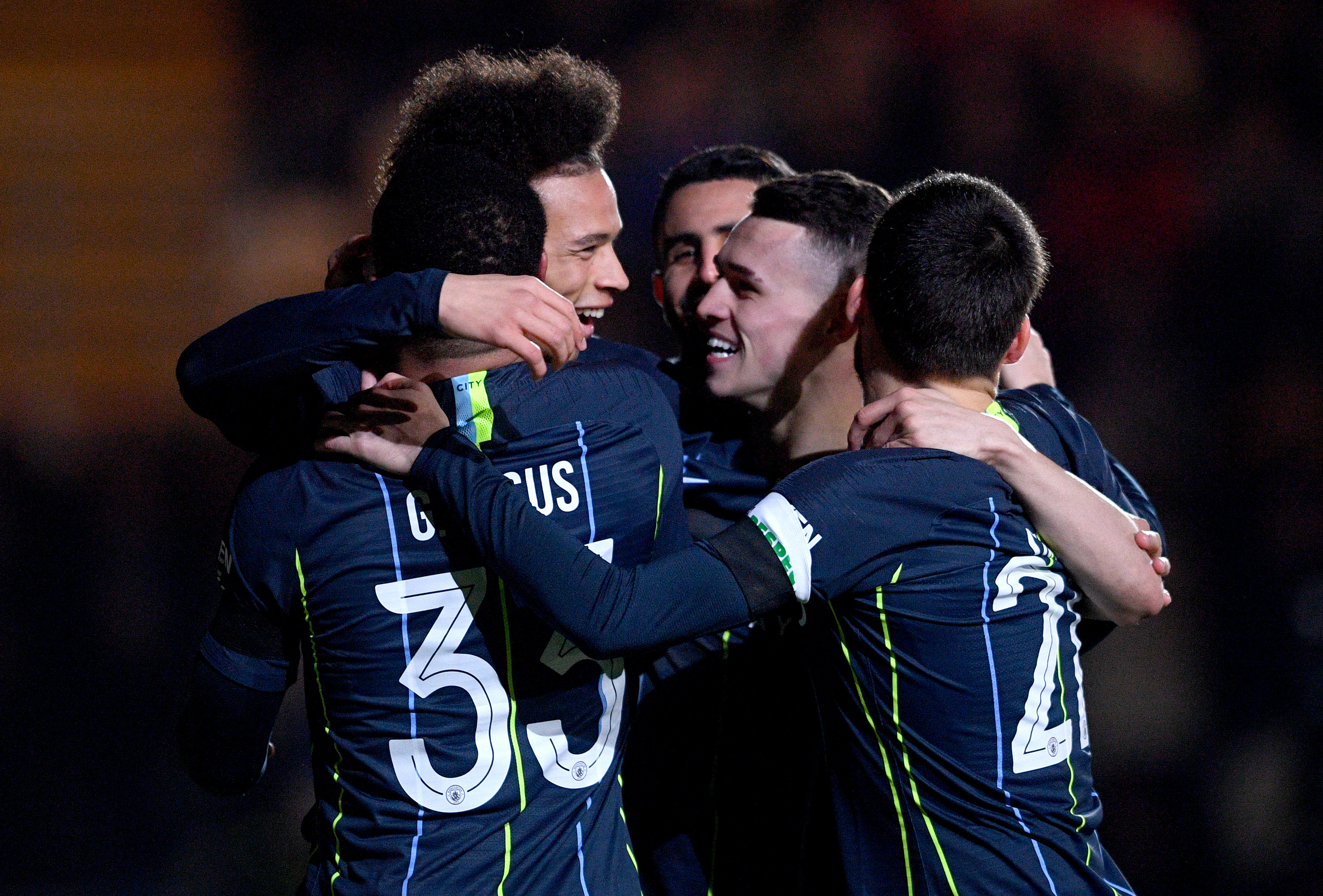 Los jugadores del Manchester celebran un gol