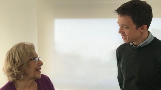 &Iacute;&ntilde;igo Errej&oacute;n y Manuela Carmena
