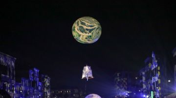 Una Luna de ensueño da el pistoletazo de salida al Carnaval de Venecia