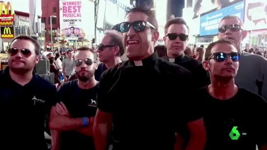 'La Voz del Desierto', los curas que arrasan al ritmo de rock and roll 'La Voz del Desierto', los curas que arrasan al ritmo de rock and roll