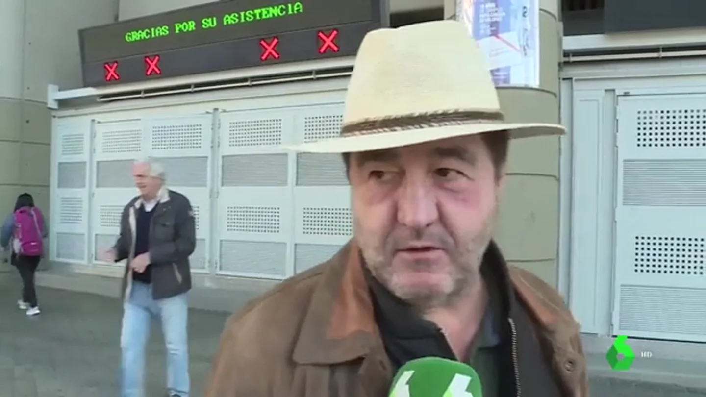 Enfado en la afición del Real Madrid tras perder ante el Girona: "A 9 puntos del Barcelona... es imposible" Enfado en la afición del Real Madrid tras perder ante el Girona: "A 9 puntos del Barcelona... es imposible"