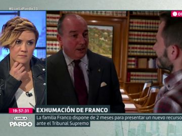 El abogado de la familia Franco: "Si un Gobierno tiene voluntad de reconciliación tendría que haber pensado en enterrar en el Valle de los Caídos a Manuel Azaña" El abogado de la familia Franco: "Si un Gobierno tiene voluntad de reconciliación tendría que haber pensado en enterrar en el Valle de los Caídos a Manuel Azaña"