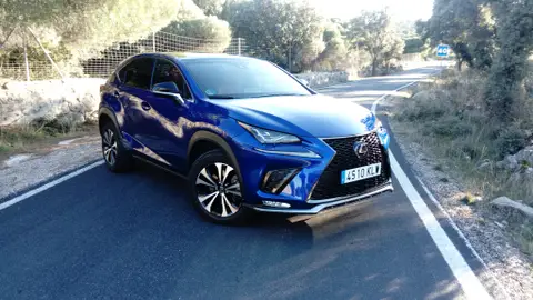 Lexus NX 300h Lexus NX 300h