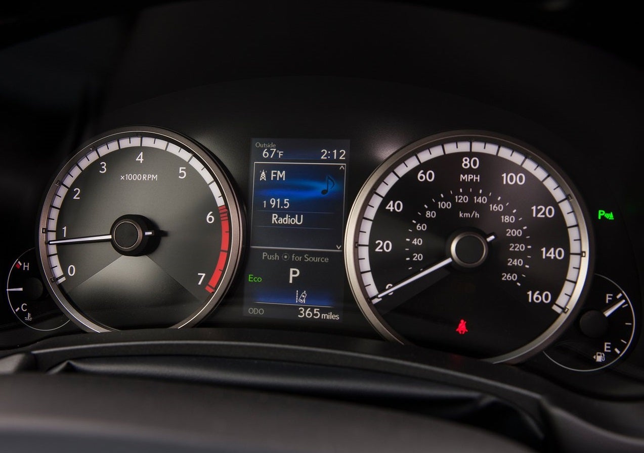 Test A Fondo Lexus Nx 300h F Sport Maquillaje Deportivo