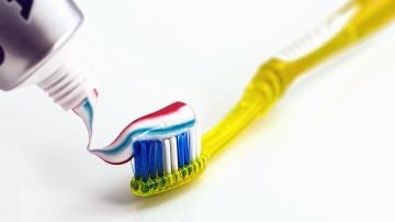 Pasta de dientes Pasta de dientes