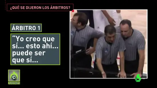 Otra de las imágenes de la conversación entre los árbitros de la final de la Copa de la ACB Otra de las imágenes de la conversación entre los árbitros de la final de la Copa de la ACB
