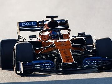 Carlos Sainz pilota el McLaren en Montmeló Carlos Sainz pilota el McLaren en Montmeló