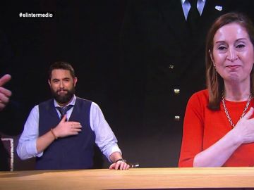 La emotiva despedida de Dani Mateo a los diputados del Congreso: "Es como la Casa de Gran Hermano, se pelean cada cinco minutos" La emotiva despedida de Dani Mateo a los diputados del Congreso: "Es como la Casa de Gran Hermano, se pelean cada cinco minutos"