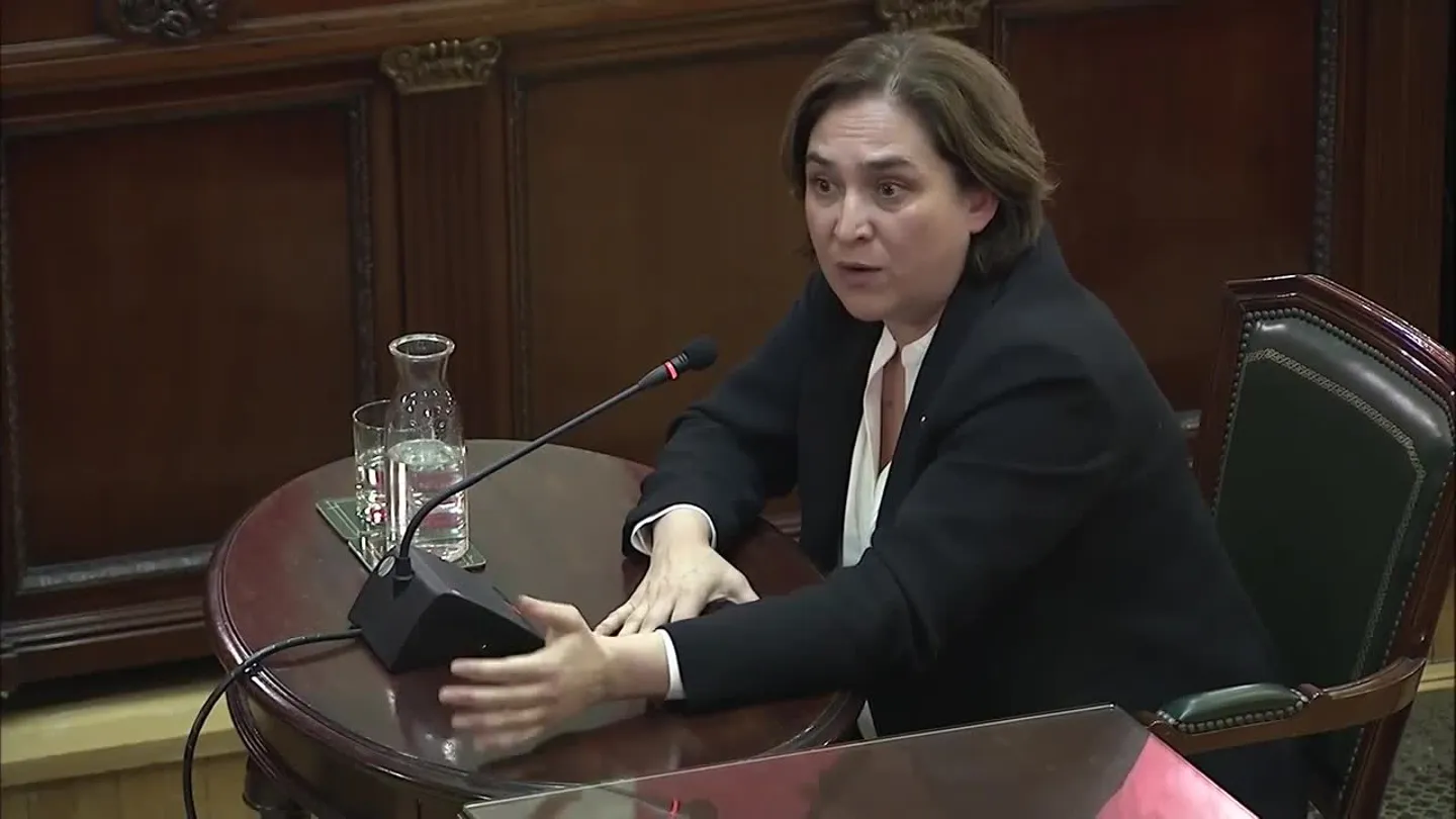 La alcaldesa de Barcelona, Ada Coulau, en el juicio del 'procés' La alcaldesa de Barcelona, Ada Coulau, en el juicio del 'procés'