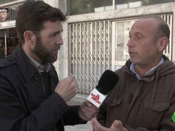 "El primer mes no llegas a ganar más de 500 euros": los temporeros de la fresa hablan de sus duras condiciones de trabajo "El primer mes no llegas a ganar más de 500 euros": los temporeros de la fresa hablan de sus duras condiciones de trabajo