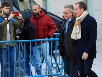 Sandro Rosell llega junto a su abogado a la Audiencia Nacional Sandro Rosell llega junto a su abogado a la Audiencia Nacional