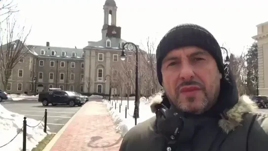 El mensaje viral para Casado de un doctorado en EEUU: "Eres un mequetrefe" El mensaje viral para Casado de un doctorado en EEUU: "Eres un mequetrefe"