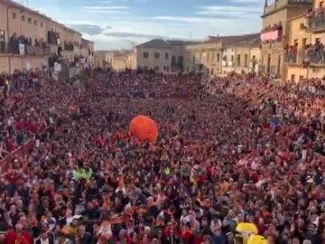 Multitudinario y emotivo homenaje a José Pinto en Ciudad Rodrigo el día en el que tenía que dar el pregón del Carnaval Multitudinario y emotivo homenaje a José Pinto en Ciudad Rodrigo el día en el que tenía que dar el pregón del Carnaval
