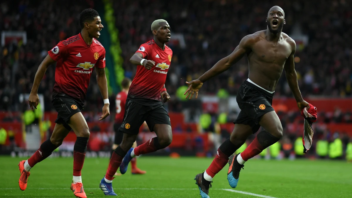 Lukaku celebra un gol del Man U