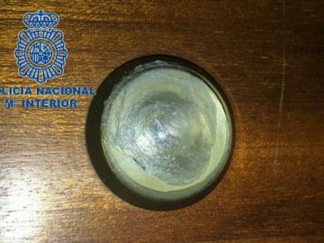 Imagen de una mirilla manipulada Imagen de una mirilla manipulada
