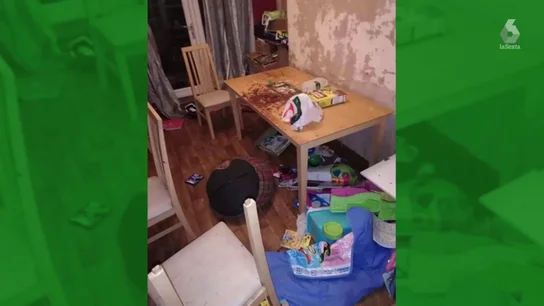 Heces, orina, montones de basura y ropa sucia: las terribles condiciones en las que viven cinco menores con su madre embarazada Heces, orina, montones de basura y ropa sucia: las terribles condiciones en las que viven cinco menores con su madre embarazada