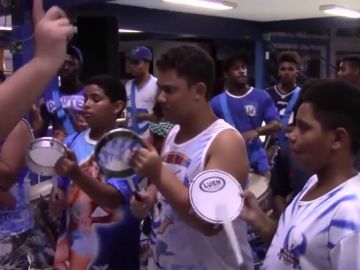 Jóvenes con y sin capacidad desfilarán juntos en el reivindicativo carnaval de Río de Janeiro Jóvenes con y sin capacidad desfilarán juntos en el reivindicativo carnaval de Río de Janeiro
