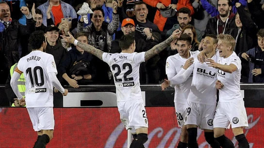 El Valencia celebra un gol El Valencia celebra un gol